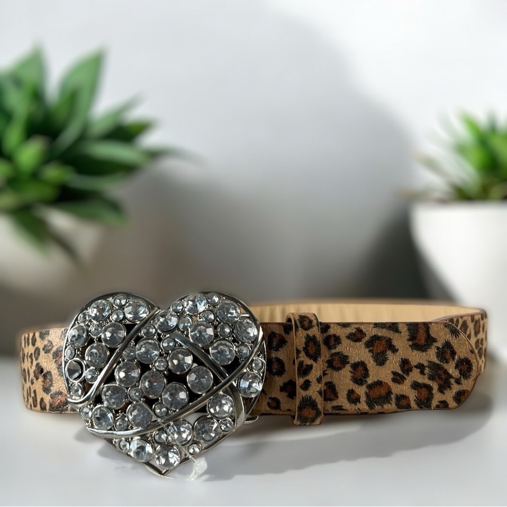Leapord Print Black Tan Vegan Leather Belt With Heart Rhinestone Buckle Size M/L